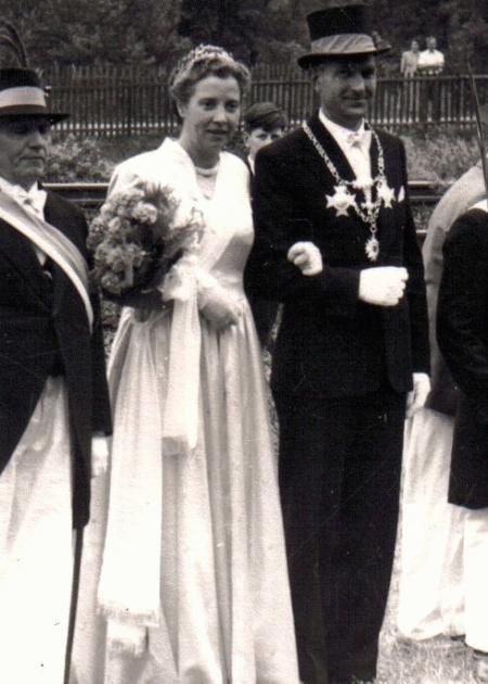 1952 Heinz Osthoff(+) und Ida Außen(+)